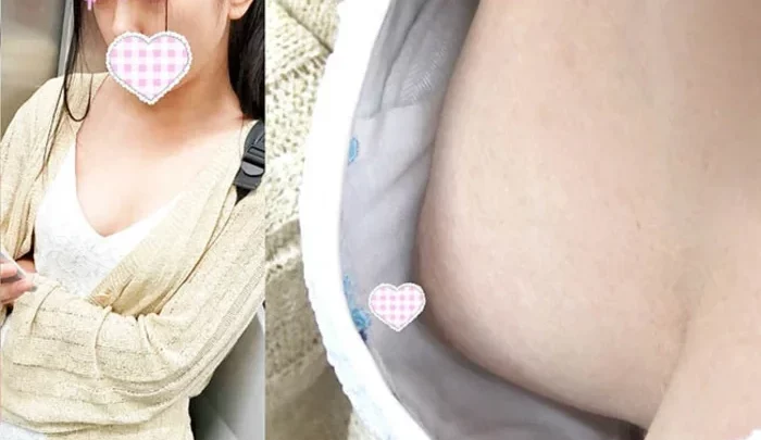 與鏡頭對視的美少女
