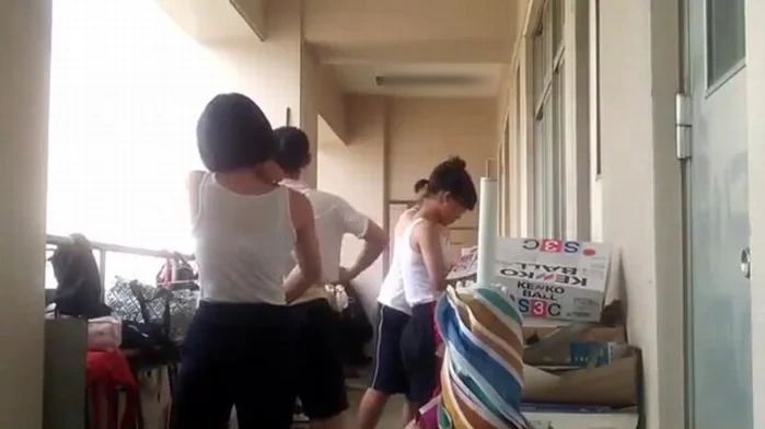 J○的マ○コ完全暴露！！運動會⑥ 体○服的運動女孩登場！！